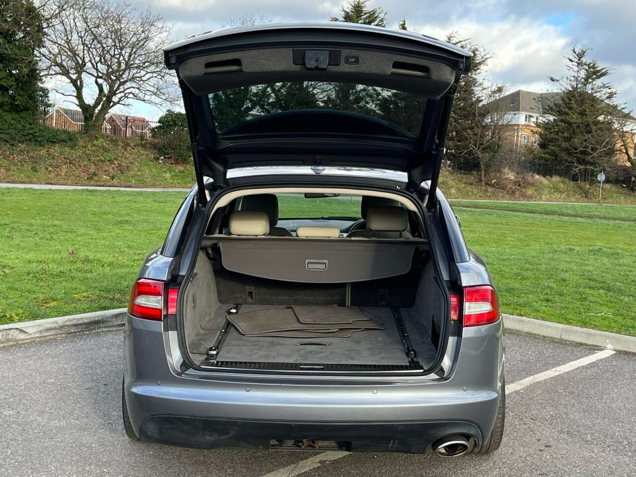 2013 JAGUAR XF 2013 JAGUAR XF