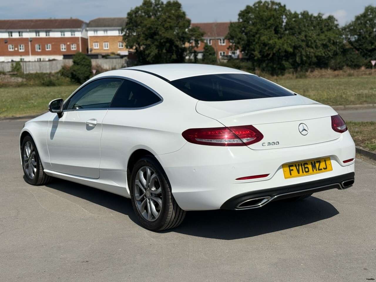 A 2016 MERCEDES-BENZ C-CLASS 2.0 C300 Sport Coupe 2dr Petrol 7G-Tronic+ Euro 6 (s/s) (245 ps) FULL SERVI A 2016 MERCEDES-BENZ C-CLASS 2.0 C300 Sport Coupe 2dr Petrol 7G-Tronic+ Euro 6 (s/s) (245 ps) FULL SERVI