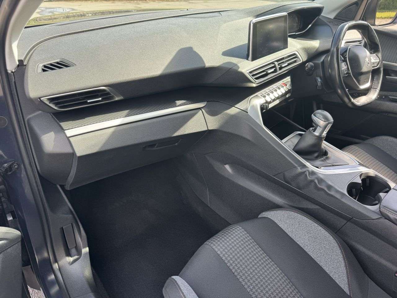 2018 PEUGEOT 3008 2018 PEUGEOT 3008