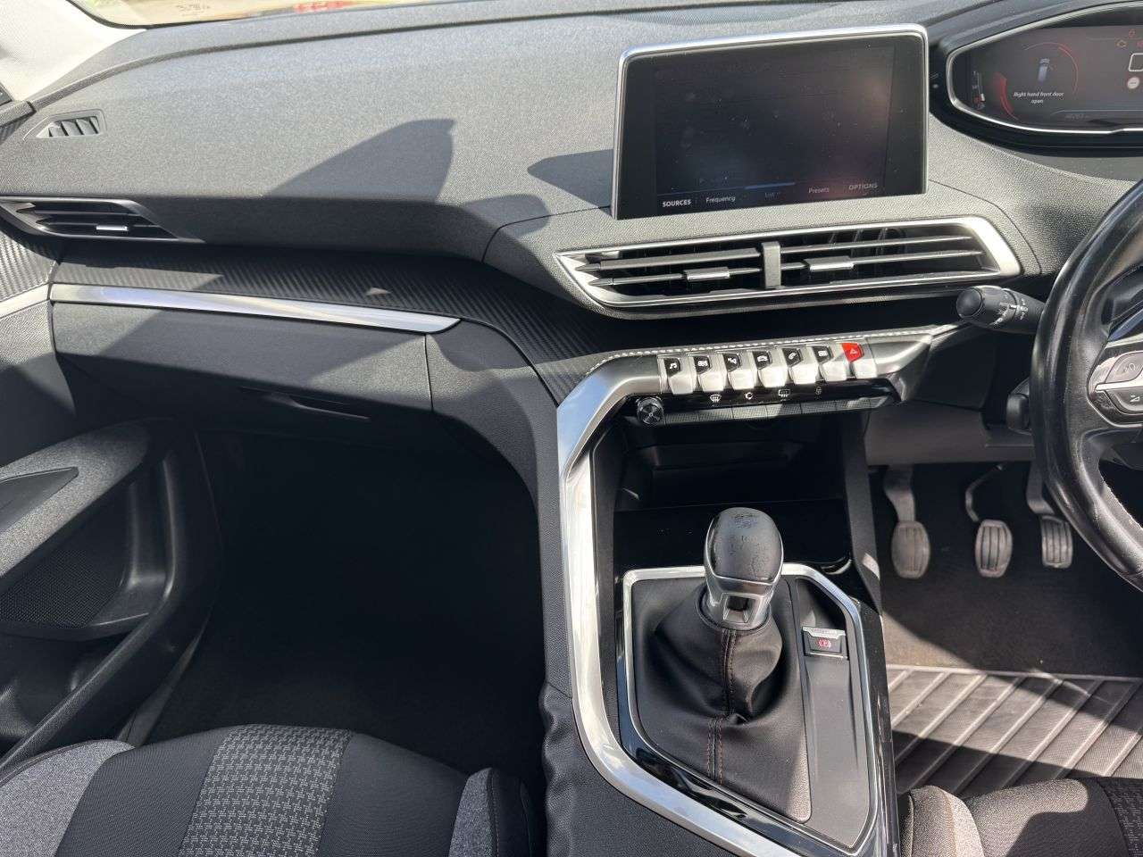 2018 PEUGEOT 3008 2018 PEUGEOT 3008