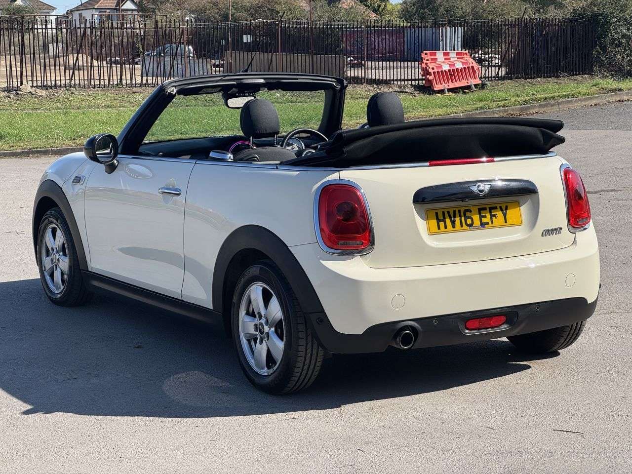 2016 MINI CONVERTIBLE 2016 MINI CONVERTIBLE