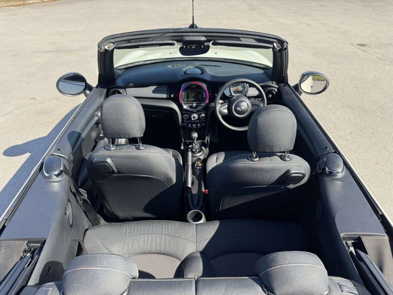 2016 MINI CONVERTIBLE 2016 MINI CONVERTIBLE