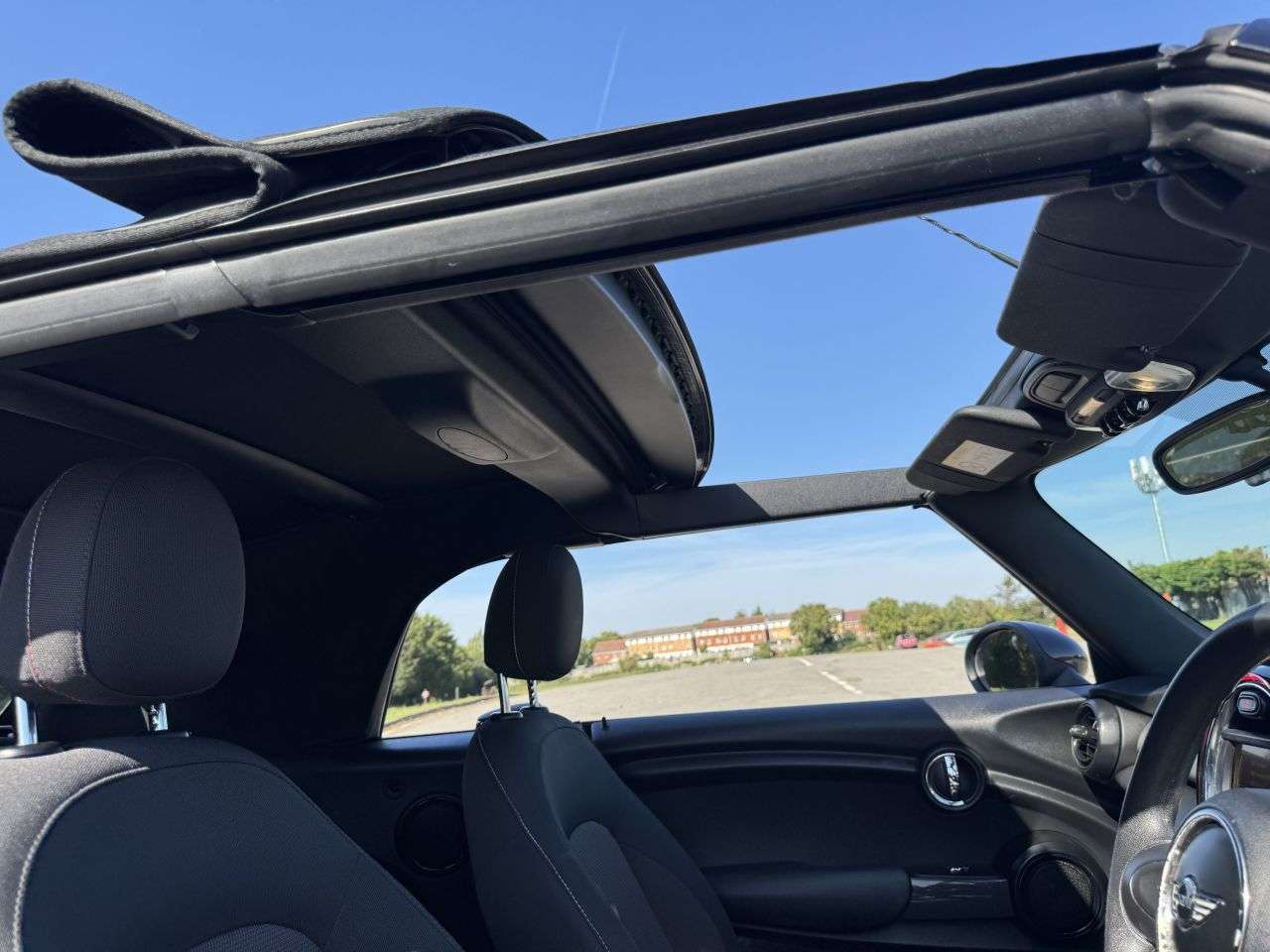 2016 MINI CONVERTIBLE 2016 MINI CONVERTIBLE