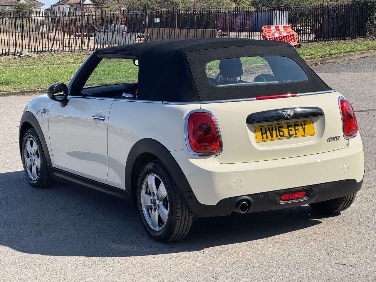 2016 MINI CONVERTIBLE 2016 MINI CONVERTIBLE