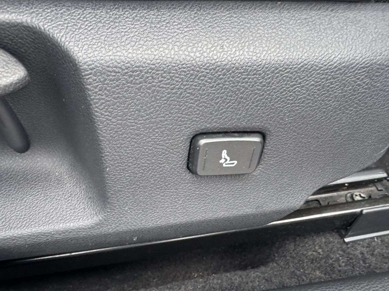 2020 TOYOTA COROLLA 2020 TOYOTA COROLLA