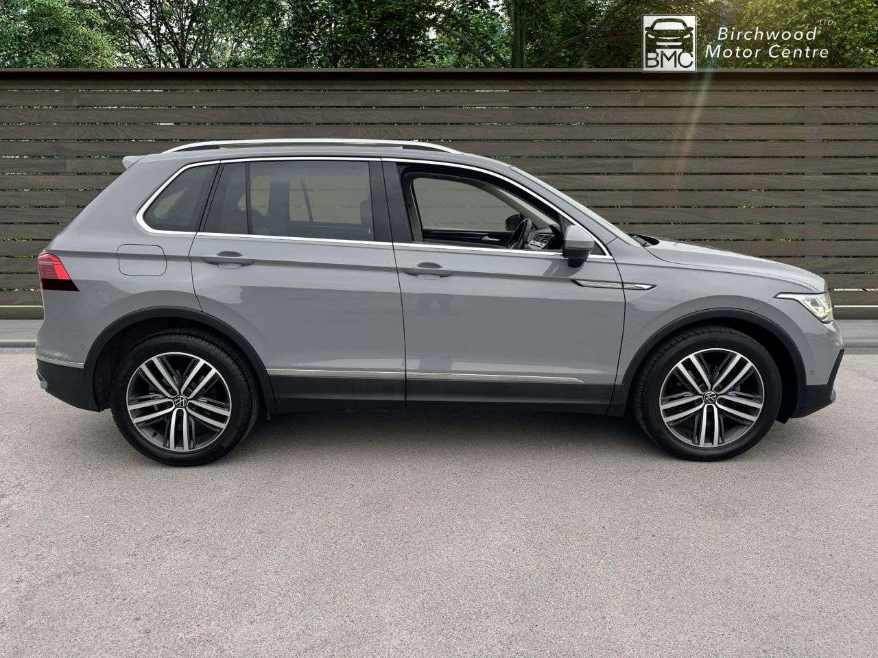 2021 VOLKSWAGEN TIGUAN 2021 VOLKSWAGEN TIGUAN