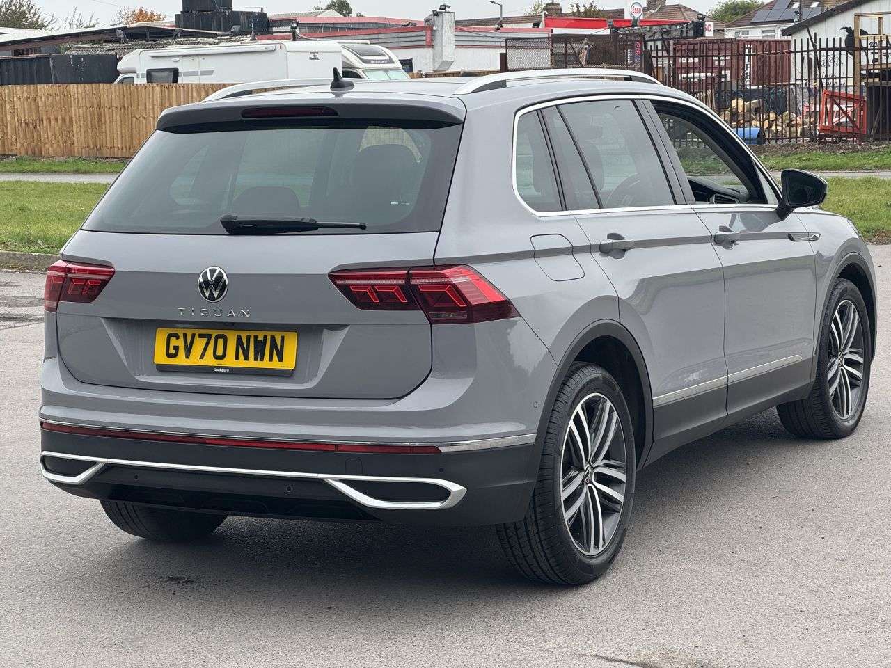 2021 VOLKSWAGEN TIGUAN 2021 VOLKSWAGEN TIGUAN