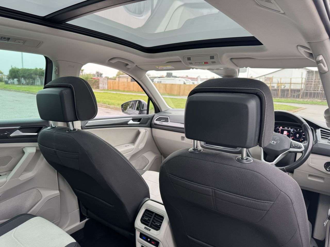 2021 VOLKSWAGEN TIGUAN 2021 VOLKSWAGEN TIGUAN