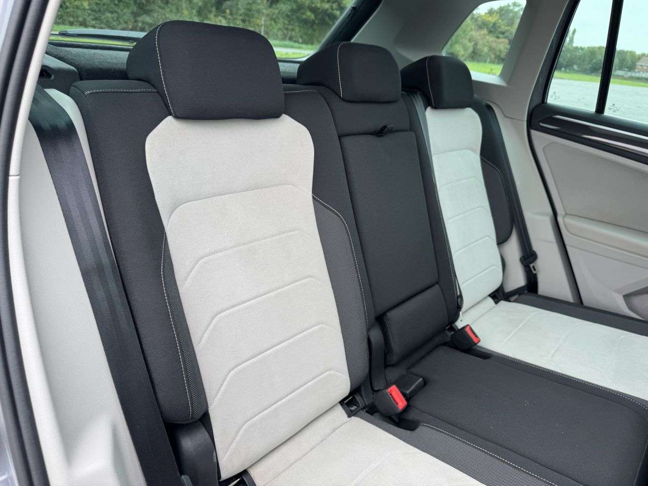 2021 VOLKSWAGEN TIGUAN 2021 VOLKSWAGEN TIGUAN