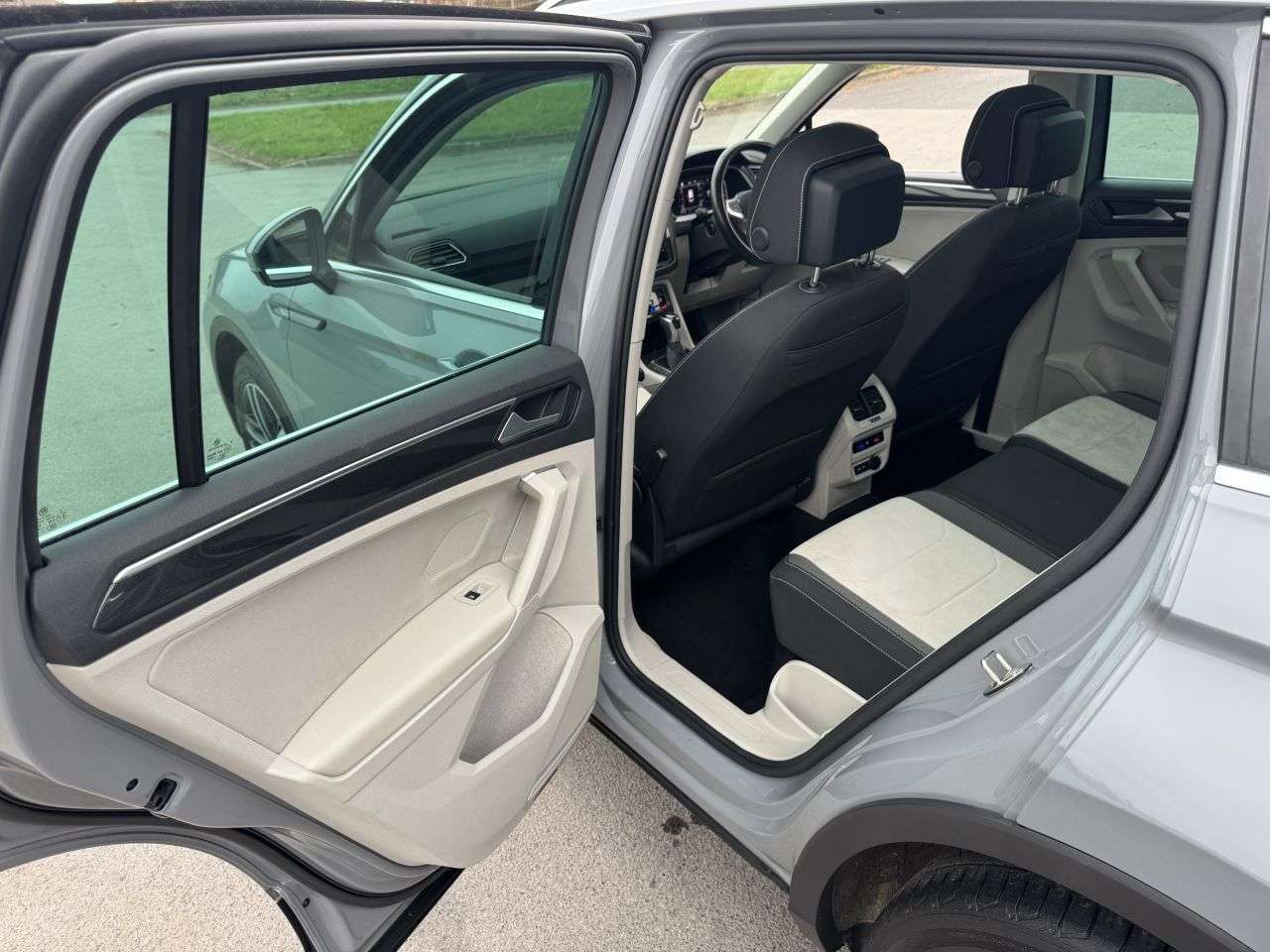 2021 VOLKSWAGEN TIGUAN 2021 VOLKSWAGEN TIGUAN