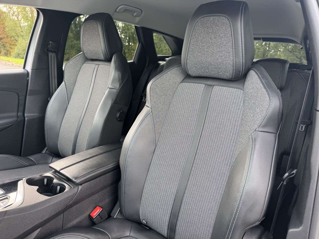 2022 PEUGEOT 3008 2022 PEUGEOT 3008