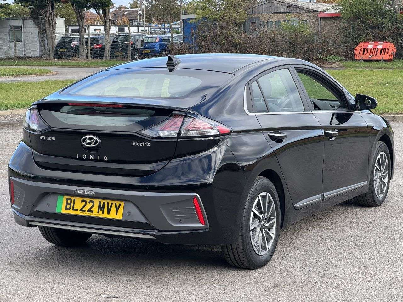 2022 HYUNDAI IONIQ 2022 HYUNDAI IONIQ
