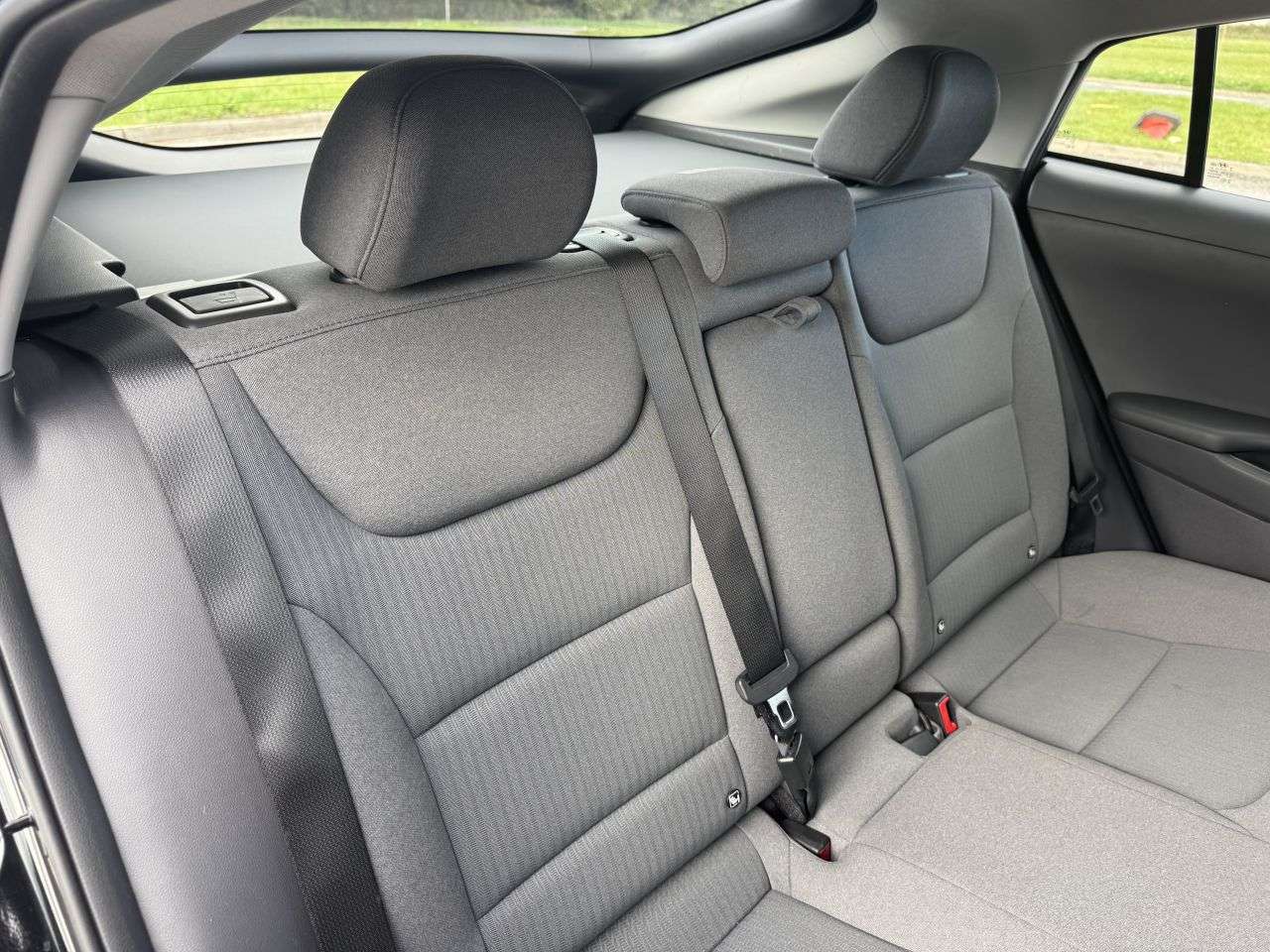 2022 HYUNDAI IONIQ 2022 HYUNDAI IONIQ