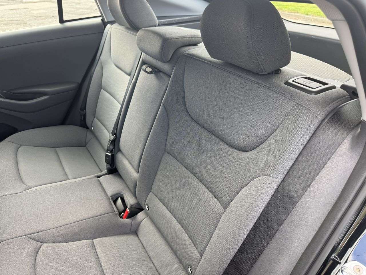 2022 HYUNDAI IONIQ 2022 HYUNDAI IONIQ