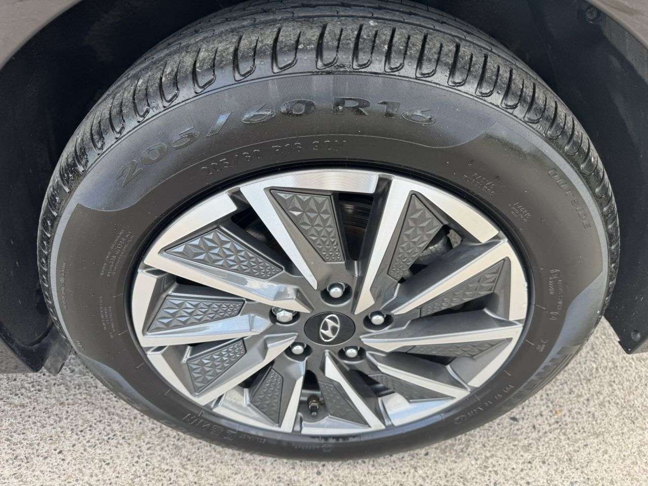 2022 HYUNDAI IONIQ 2022 HYUNDAI IONIQ