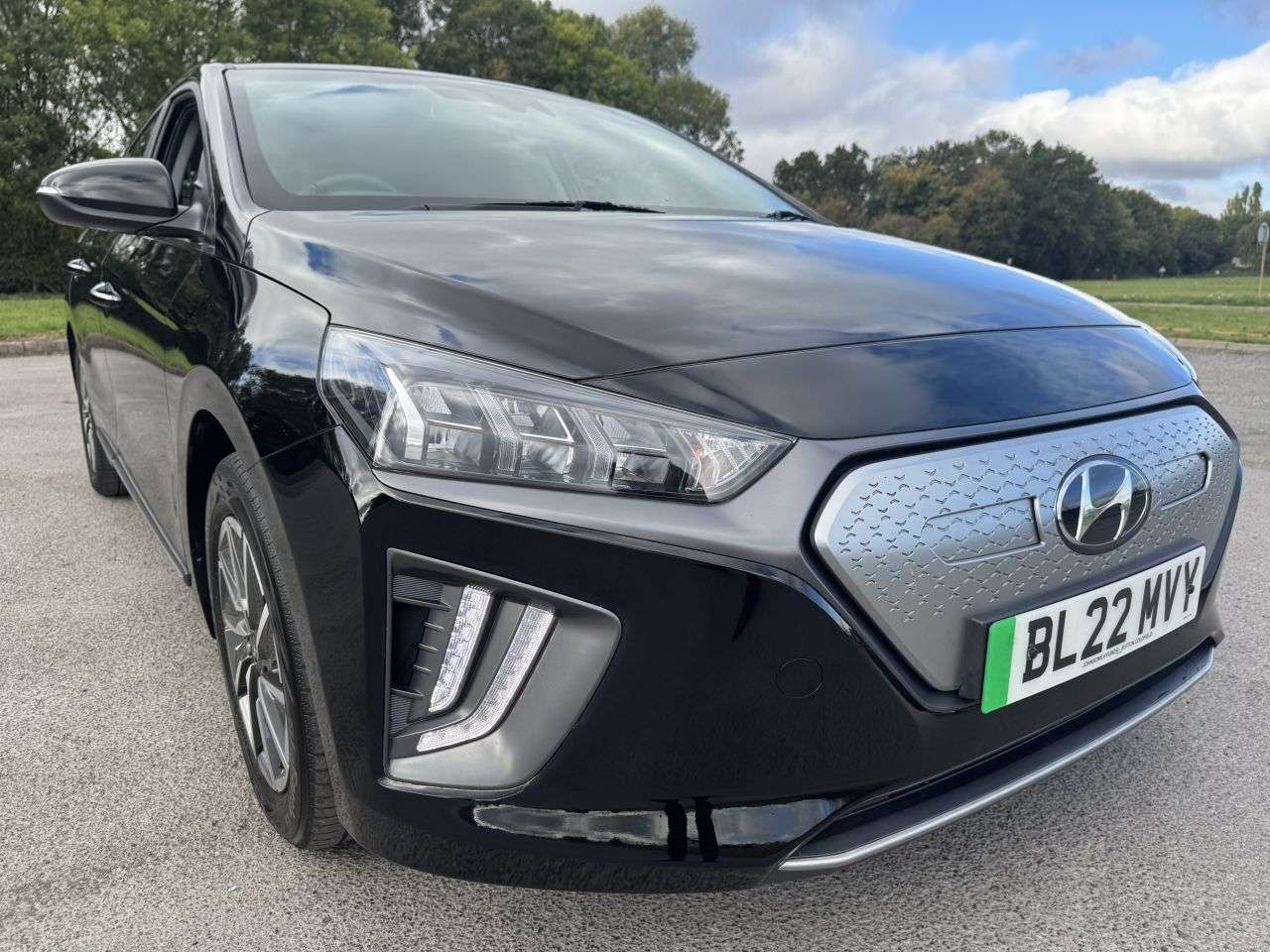 2022 HYUNDAI IONIQ 2022 HYUNDAI IONIQ