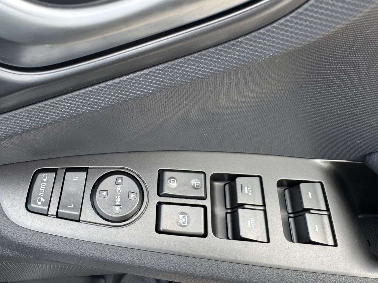 2022 HYUNDAI IONIQ 2022 HYUNDAI IONIQ