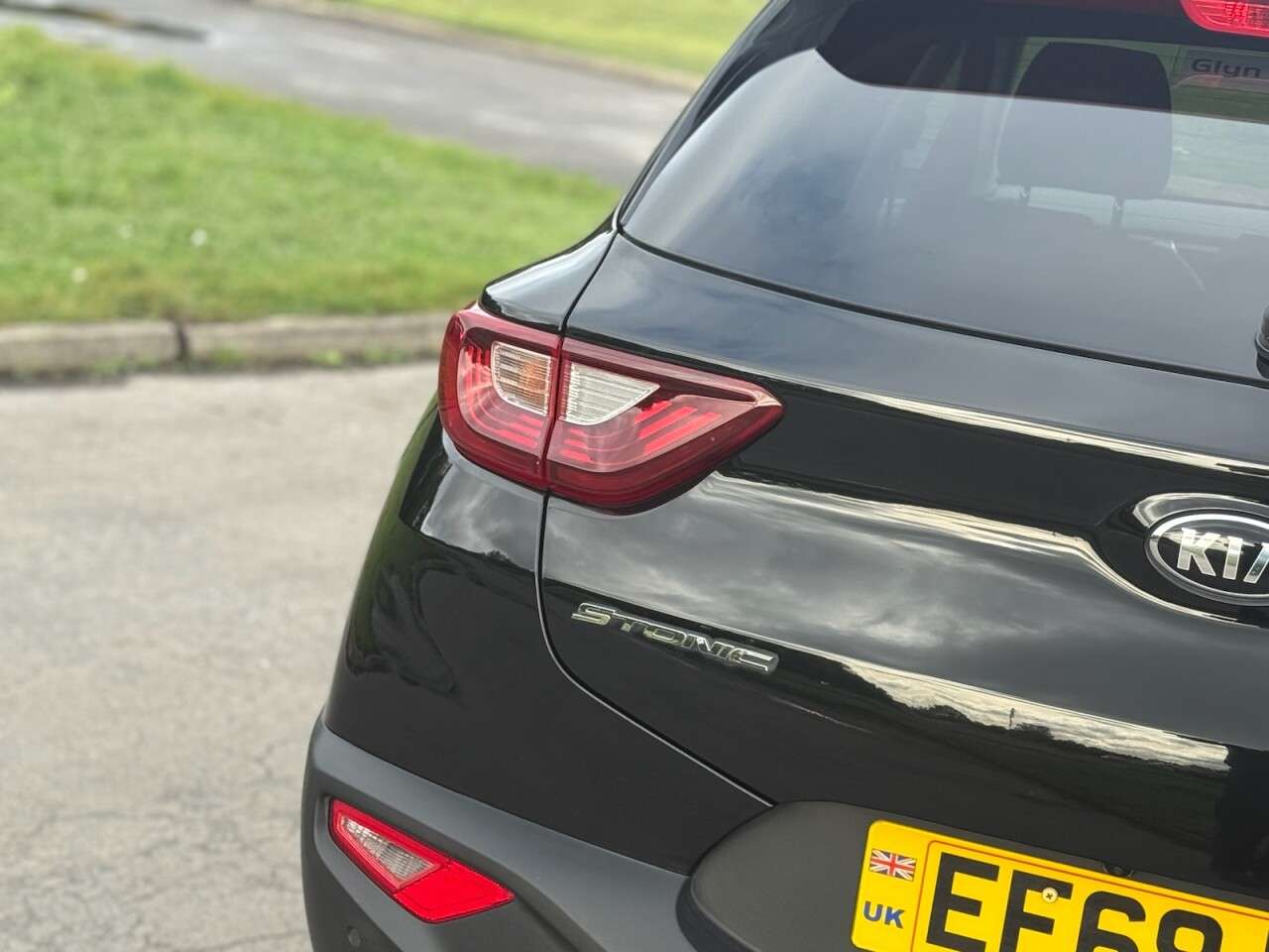 2018 KIA STONIC 2018 KIA STONIC