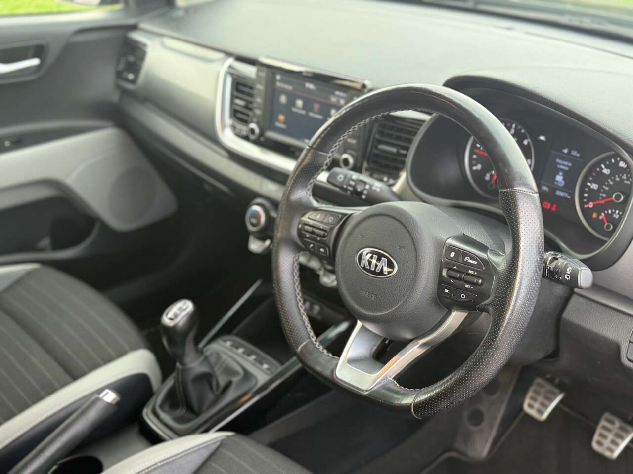 2018 KIA STONIC 2018 KIA STONIC