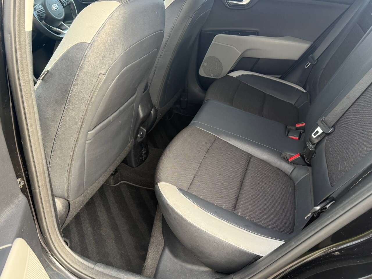 2018 KIA STONIC 2018 KIA STONIC