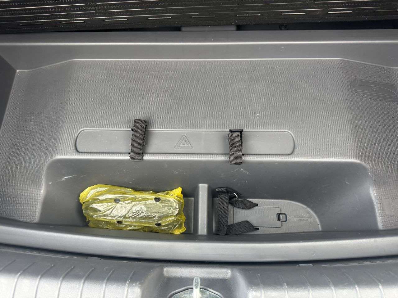 2021 HYUNDAI IONIQ 2021 HYUNDAI IONIQ