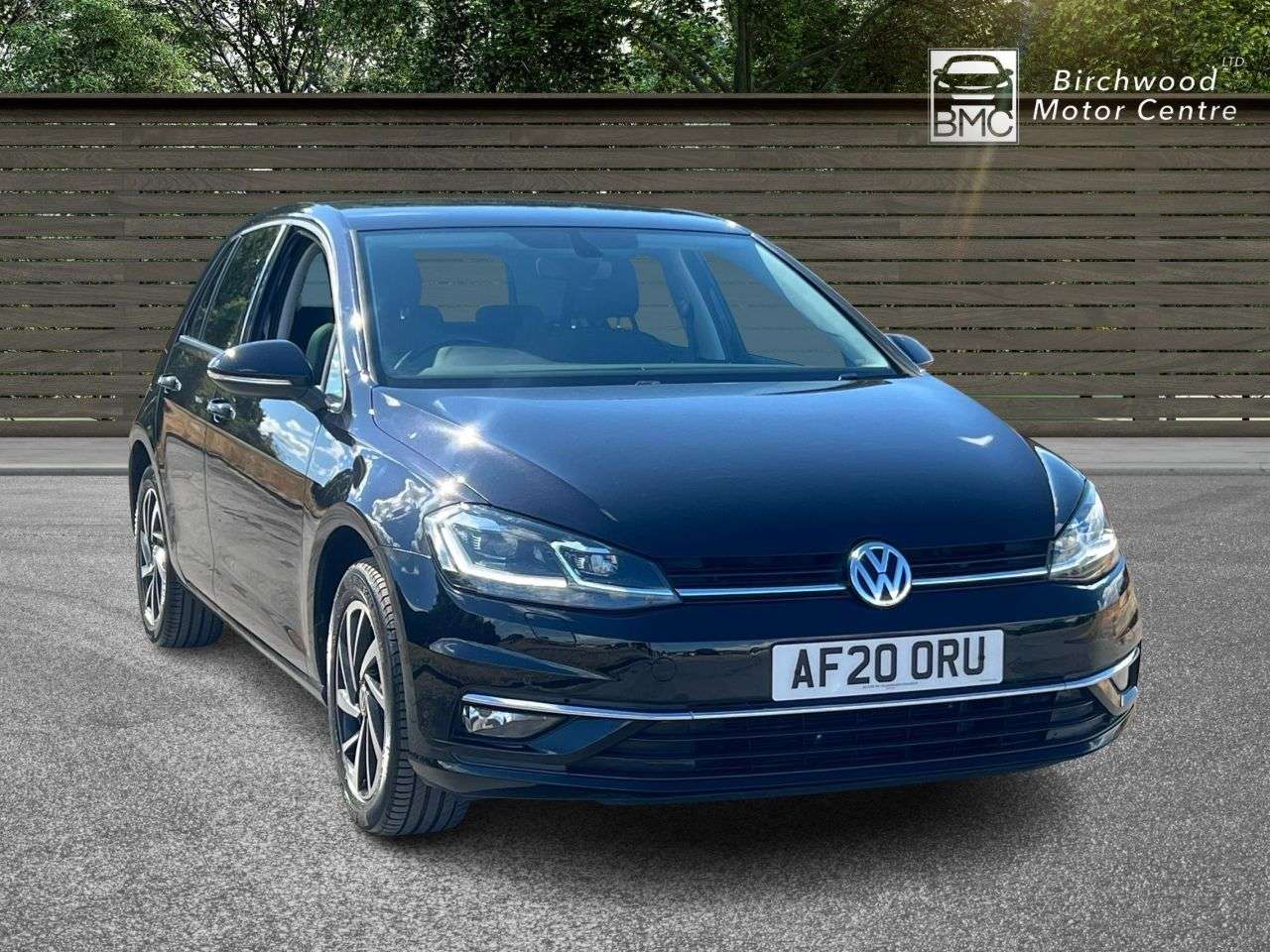 A 2020 VOLKSWAGEN GOLF 1.5 TSI EVO Match Edition Hatchback 5dr Petrol DSG Euro 6 (s/s) (150 ps) SE A 2020 VOLKSWAGEN GOLF 1.5 TSI EVO Match Edition Hatchback 5dr Petrol DSG Euro 6 (s/s) (150 ps) SE