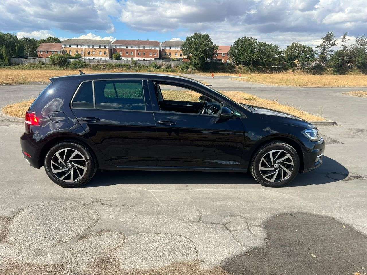 2020 VOLKSWAGEN GOLF 2020 VOLKSWAGEN GOLF