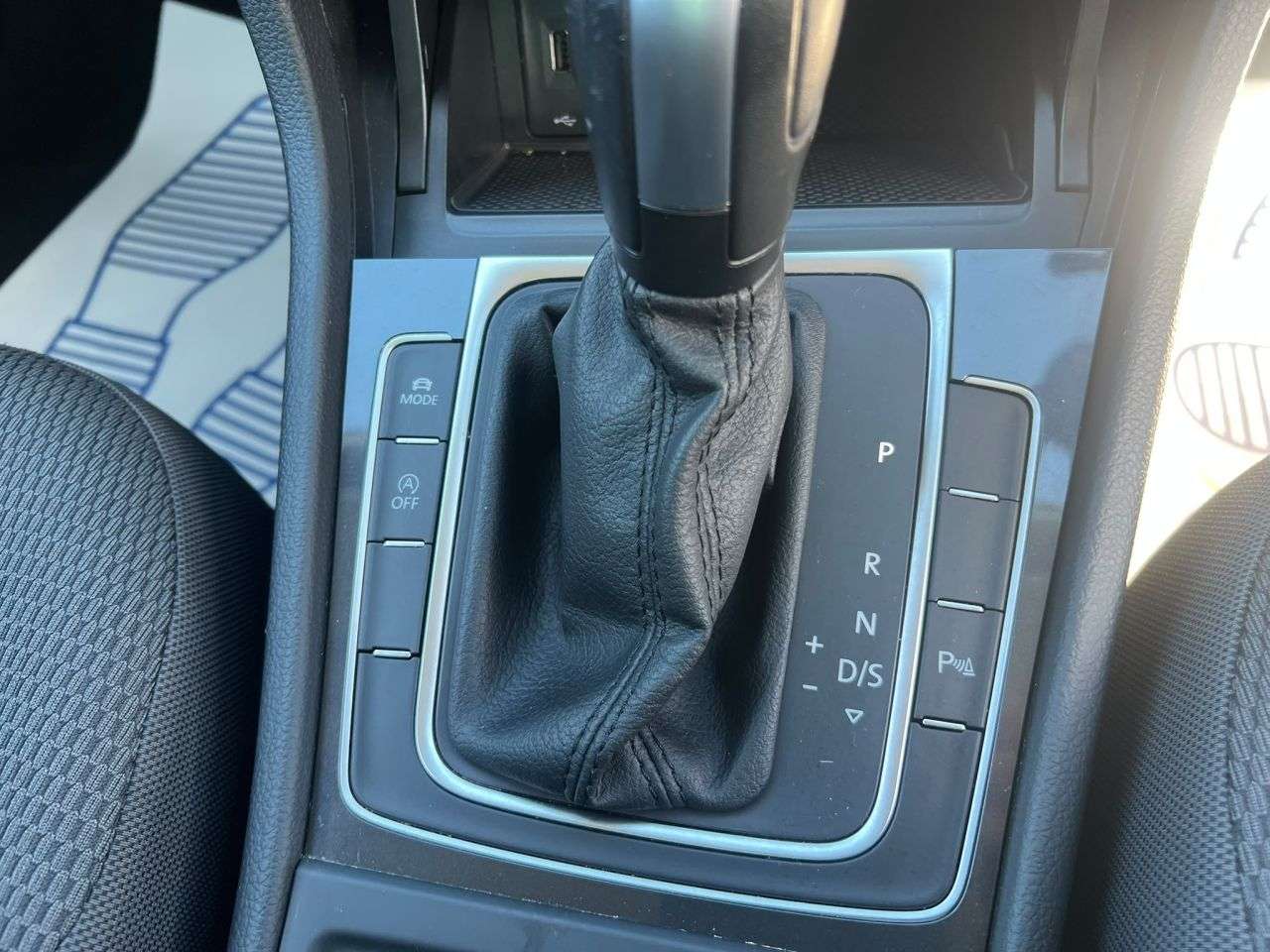 2020 VOLKSWAGEN GOLF 2020 VOLKSWAGEN GOLF