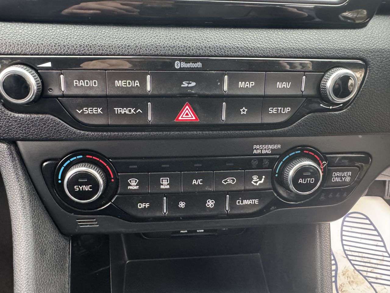 2019 KIA NIRO 2019 KIA NIRO