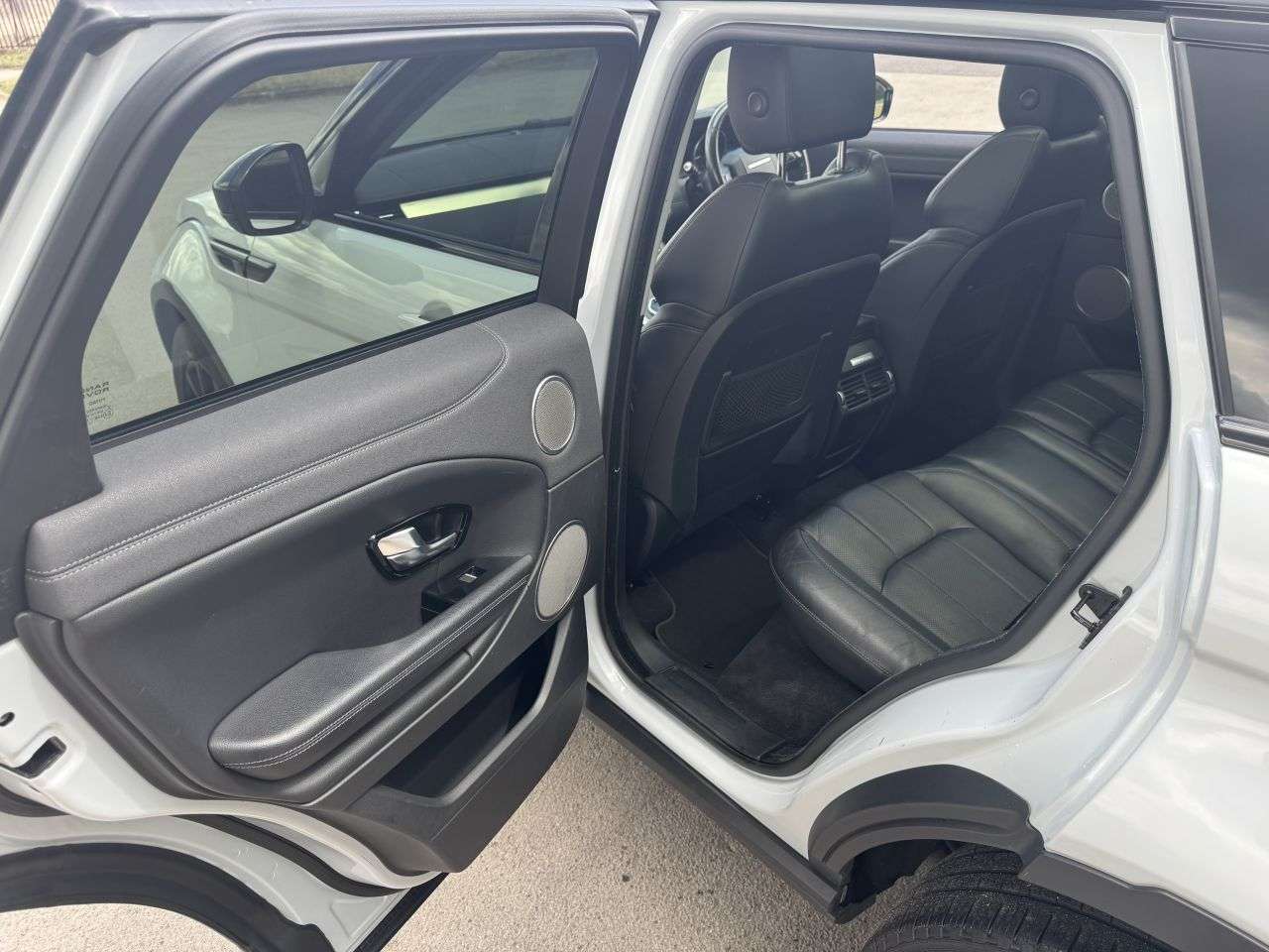 2017 LAND ROVER RANGE ROVER EVOQUE 2017 LAND ROVER RANGE ROVER EVOQUE