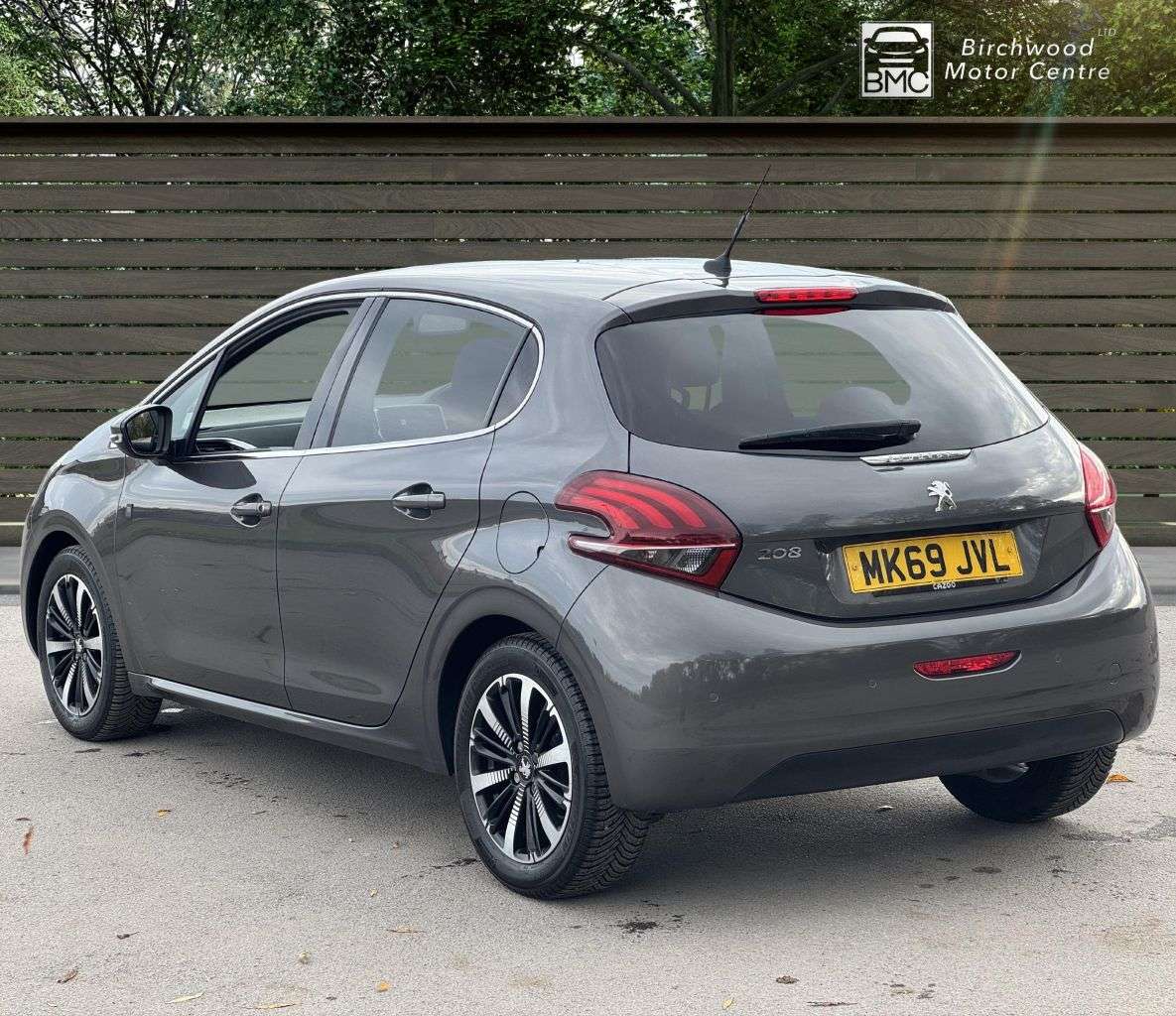 2019 PEUGEOT 208 2019 PEUGEOT 208