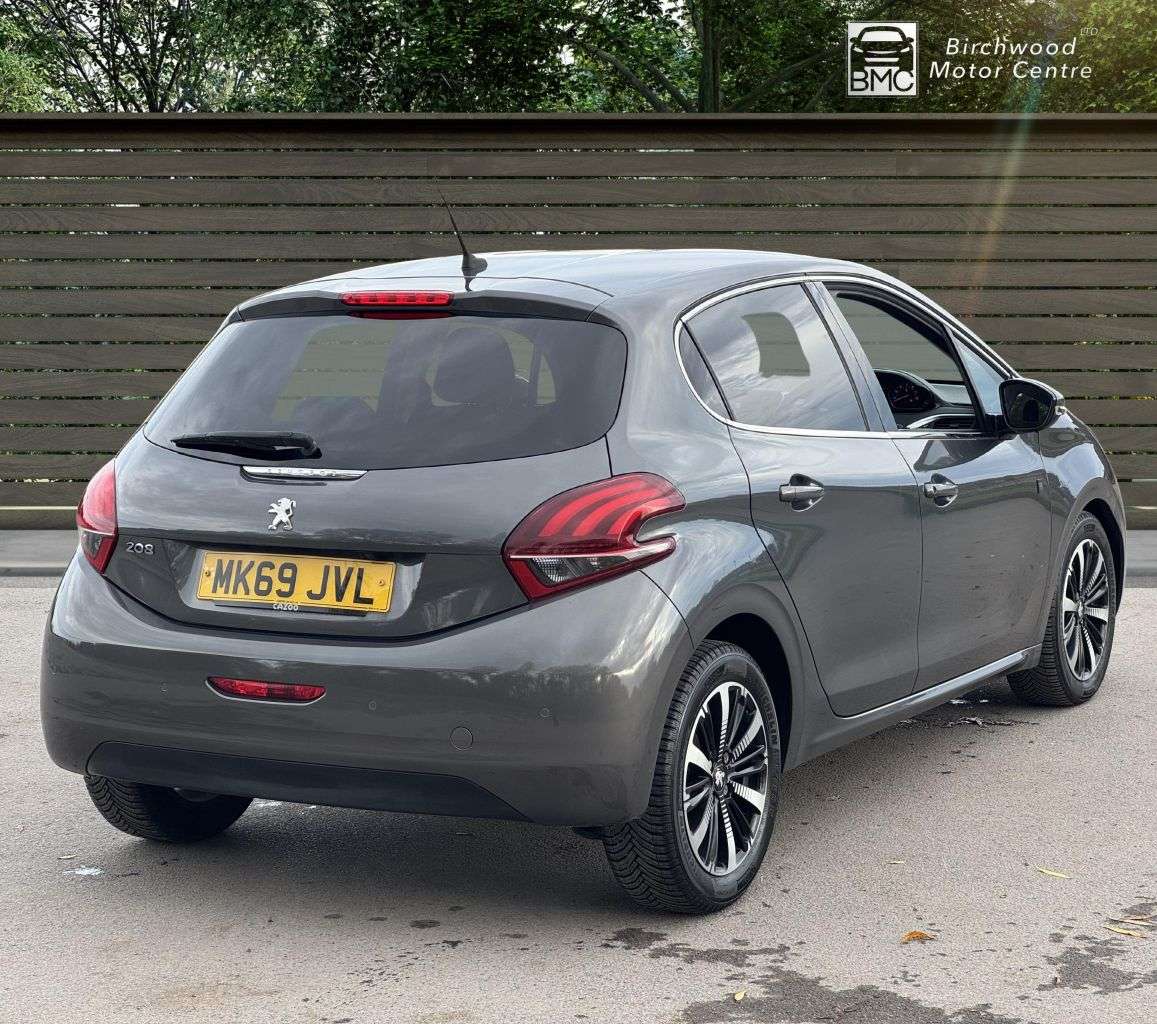 2019 PEUGEOT 208 2019 PEUGEOT 208