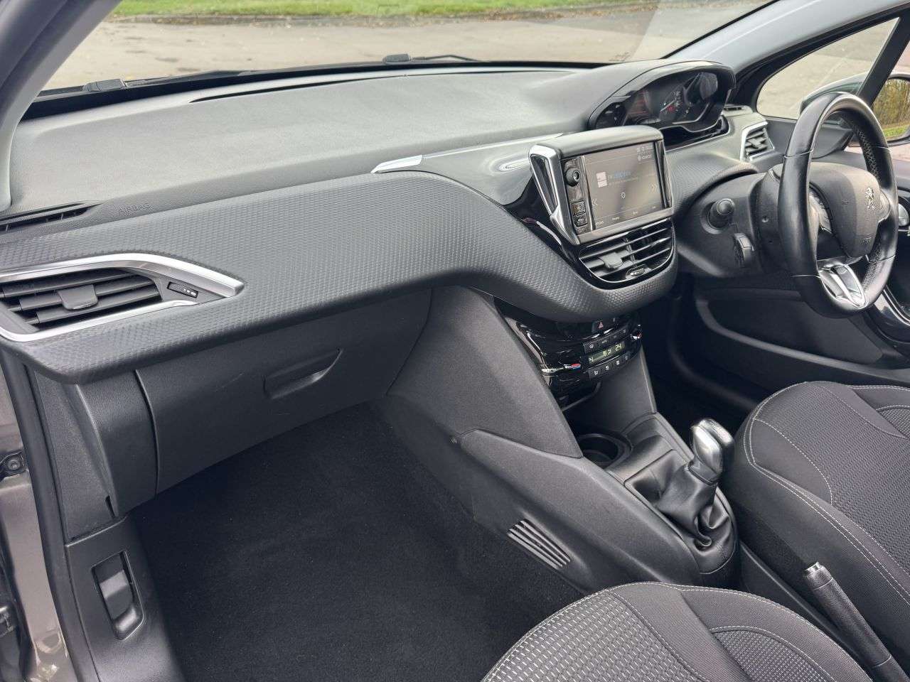 2019 PEUGEOT 208 2019 PEUGEOT 208