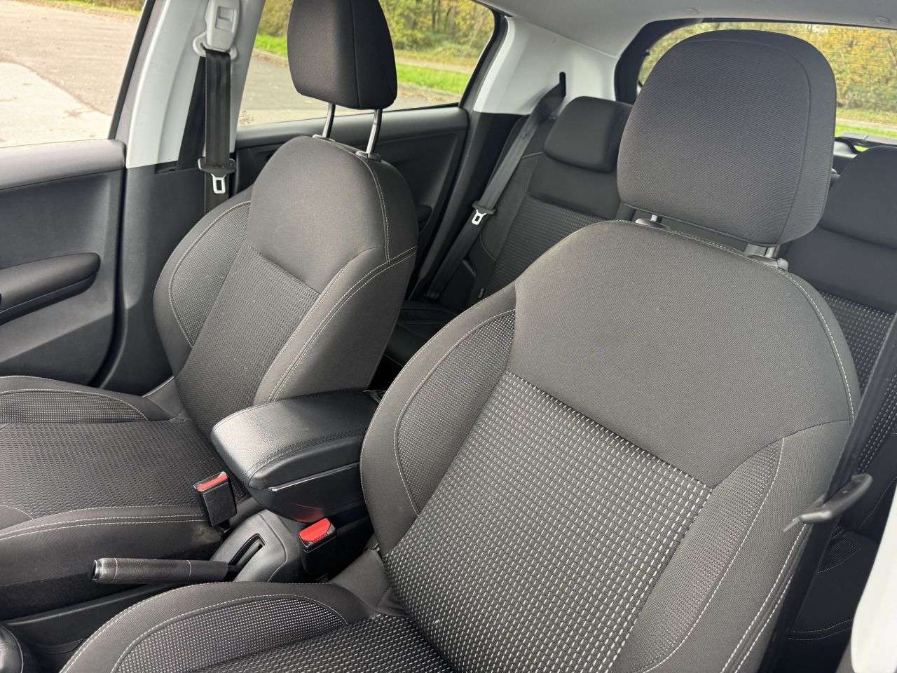 2019 PEUGEOT 208 2019 PEUGEOT 208