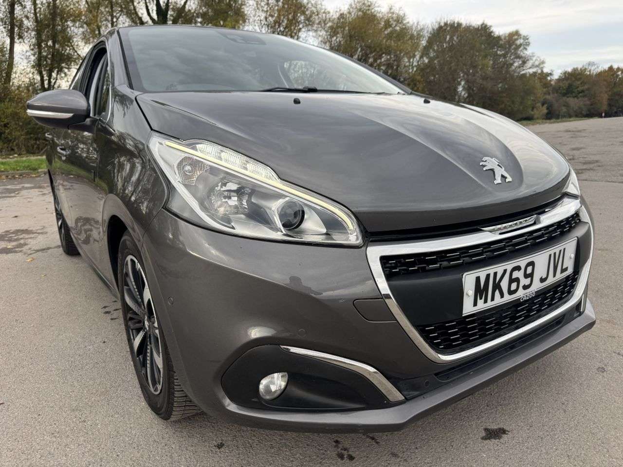 2019 PEUGEOT 208 2019 PEUGEOT 208