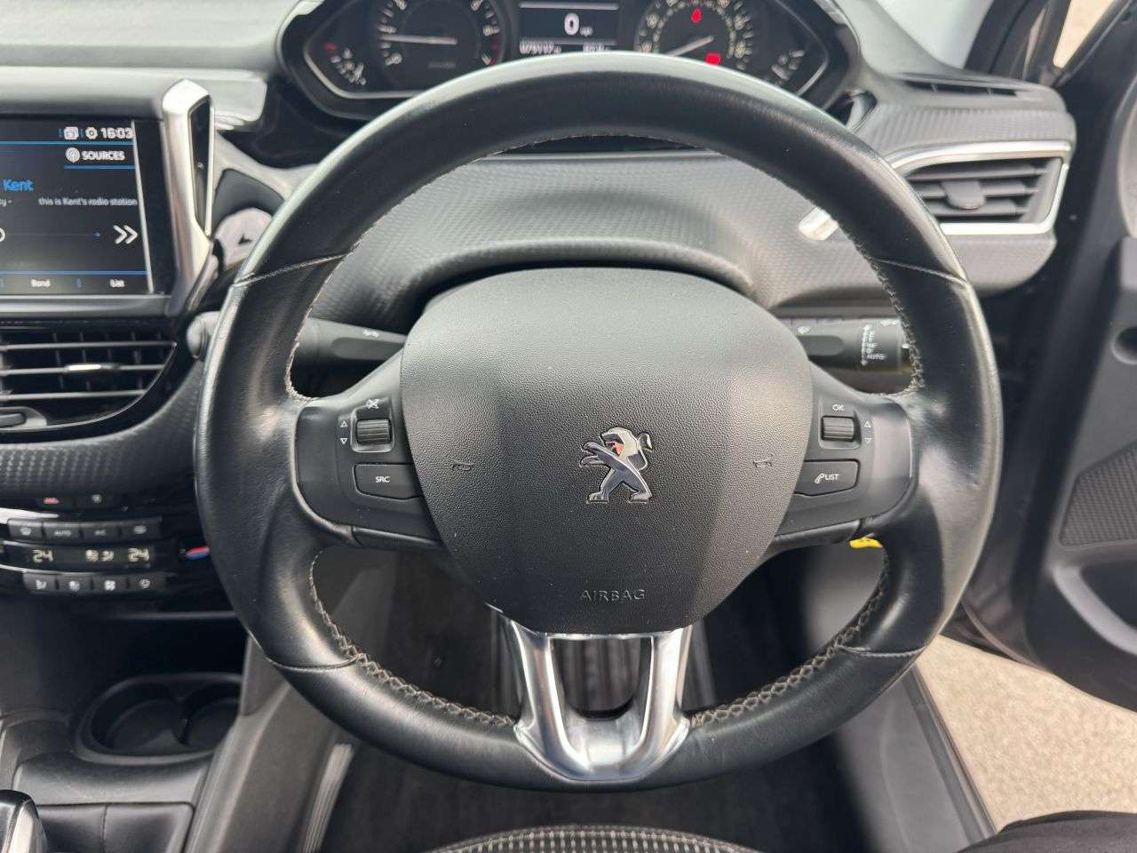 2019 PEUGEOT 208 2019 PEUGEOT 208