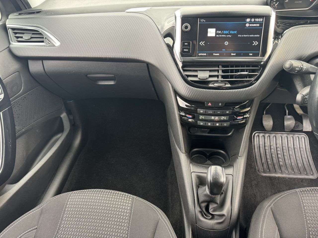 2019 PEUGEOT 208 2019 PEUGEOT 208