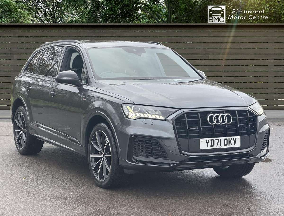 Check out this Audi Q7 Petrol Automatic