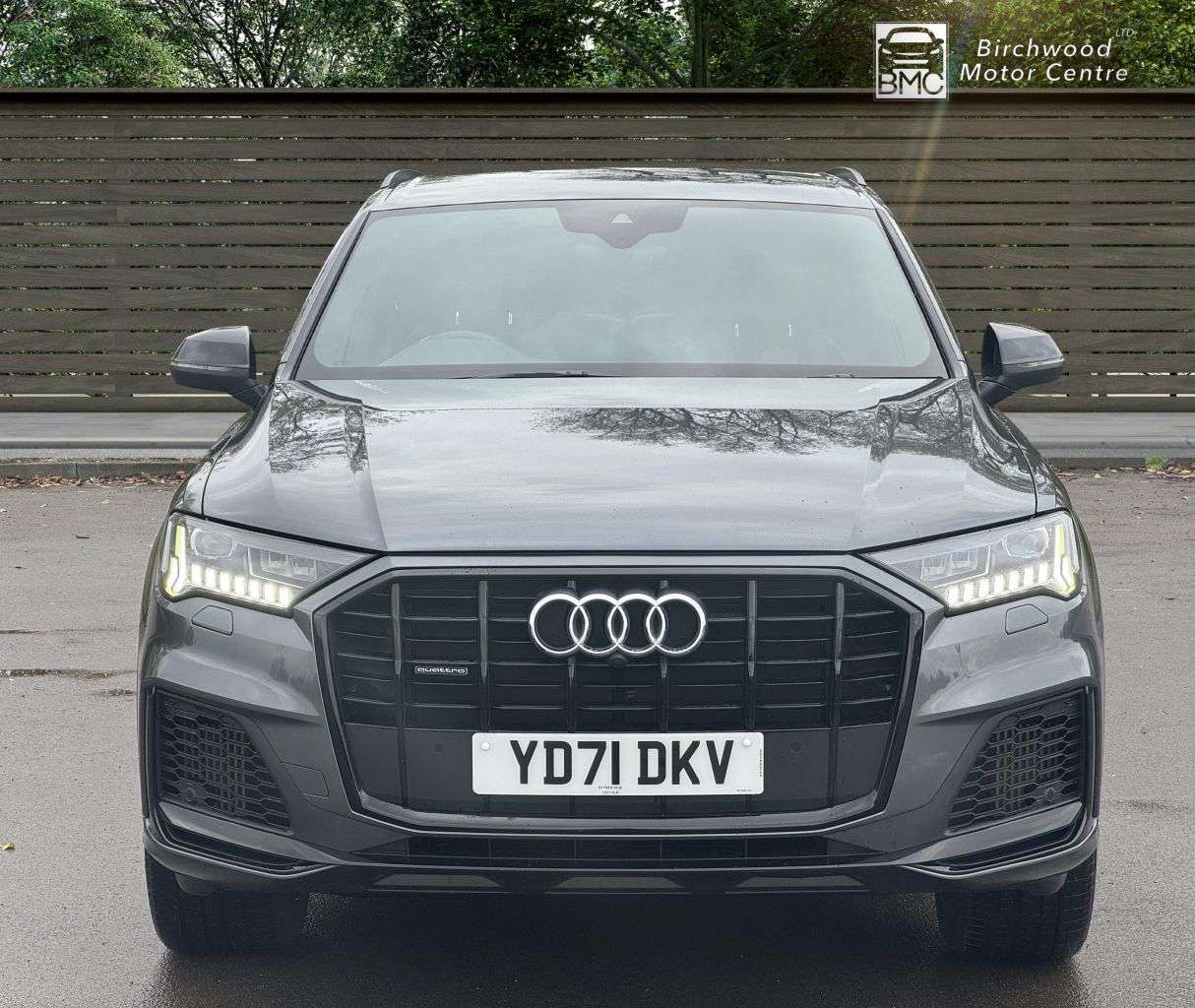 null AUDI Q7 null AUDI Q7