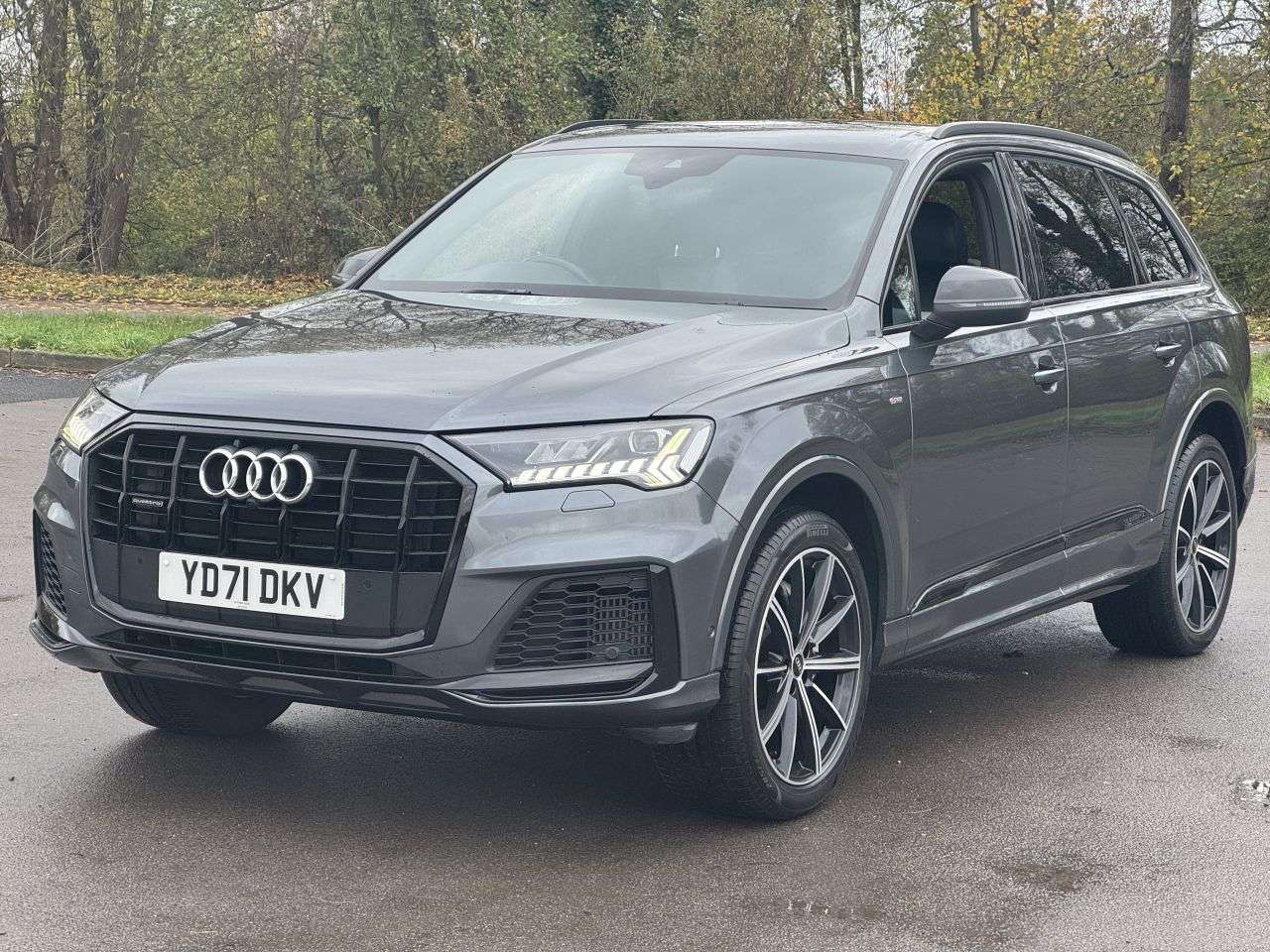 null AUDI Q7 null AUDI Q7