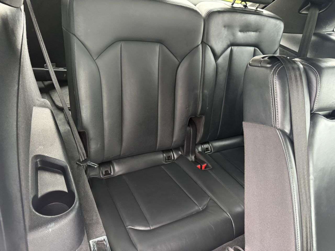 null AUDI Q7 null AUDI Q7