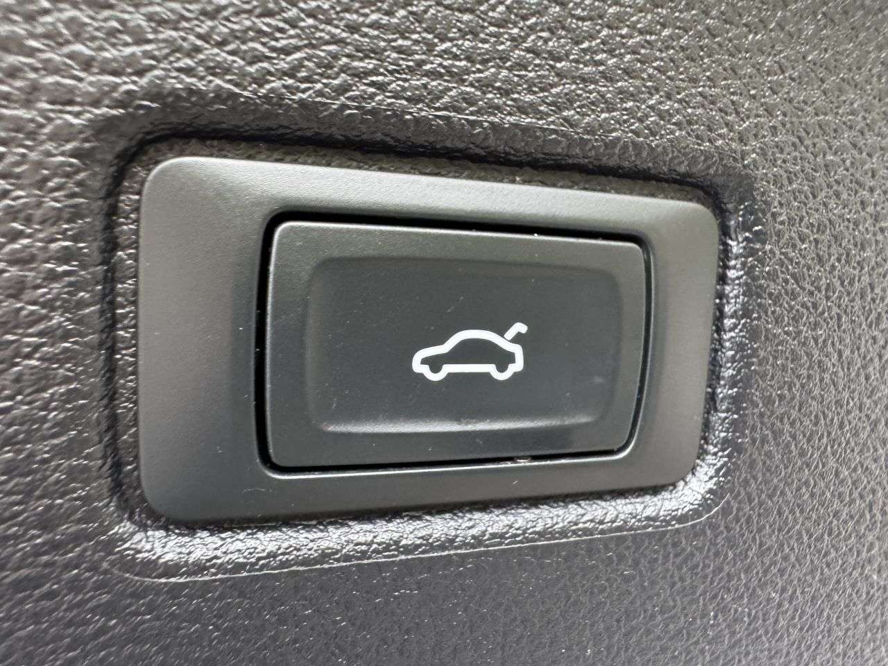 null AUDI Q7 null AUDI Q7