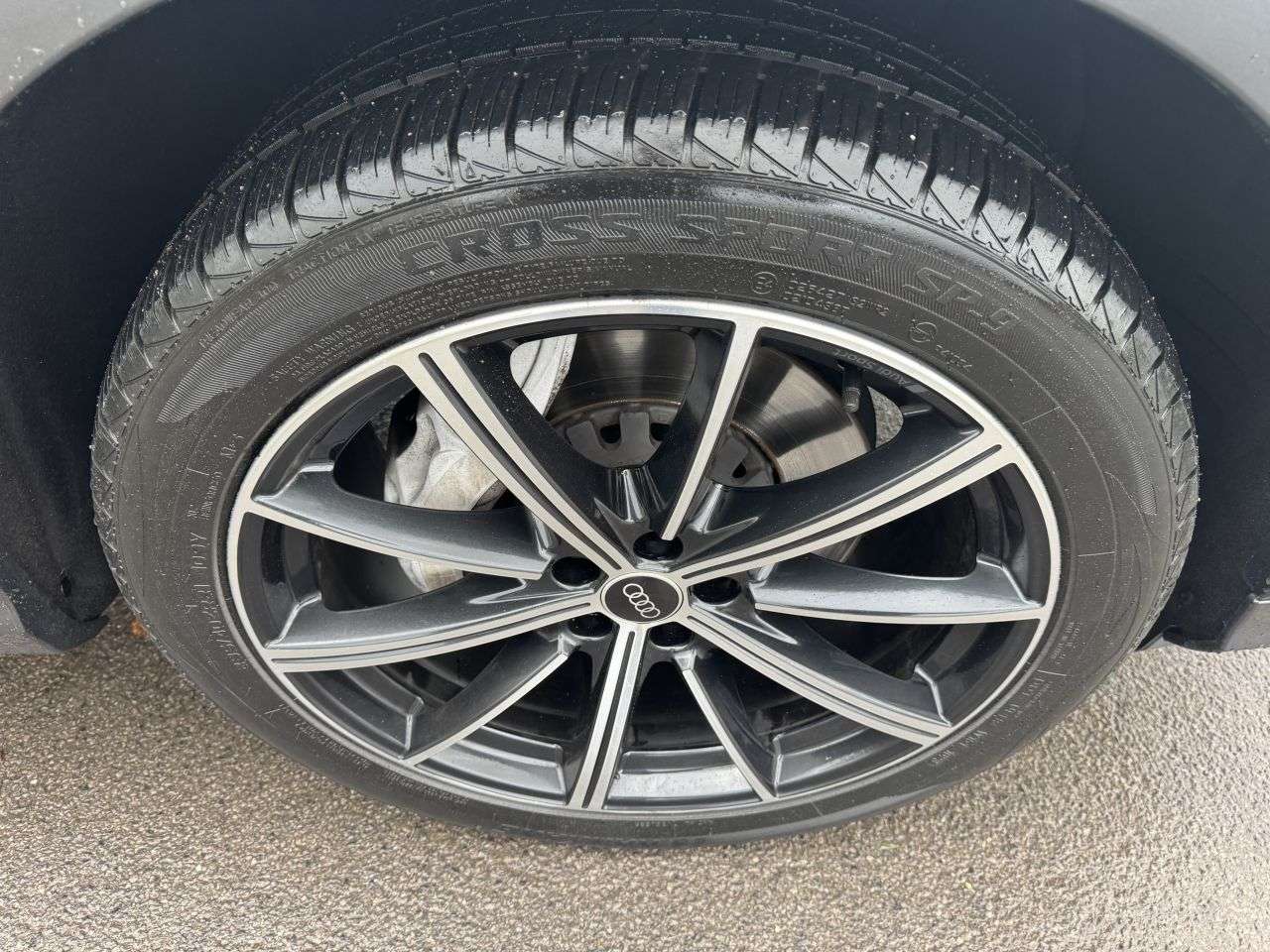 null AUDI Q7 null AUDI Q7