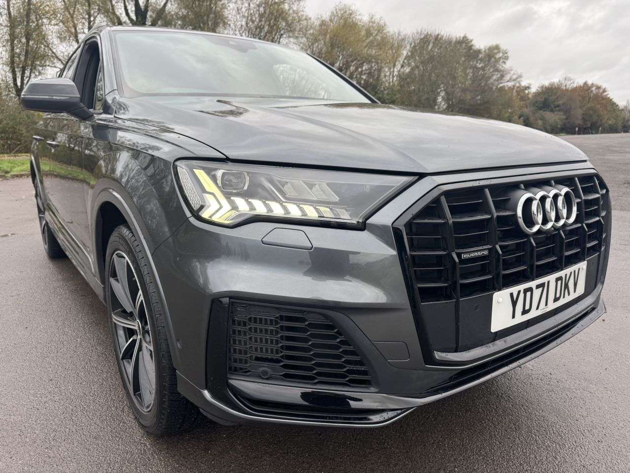 null AUDI Q7 null AUDI Q7