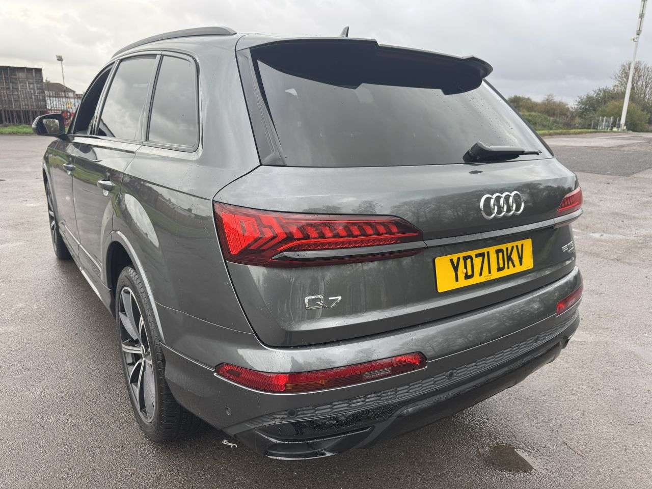 null AUDI Q7 null AUDI Q7