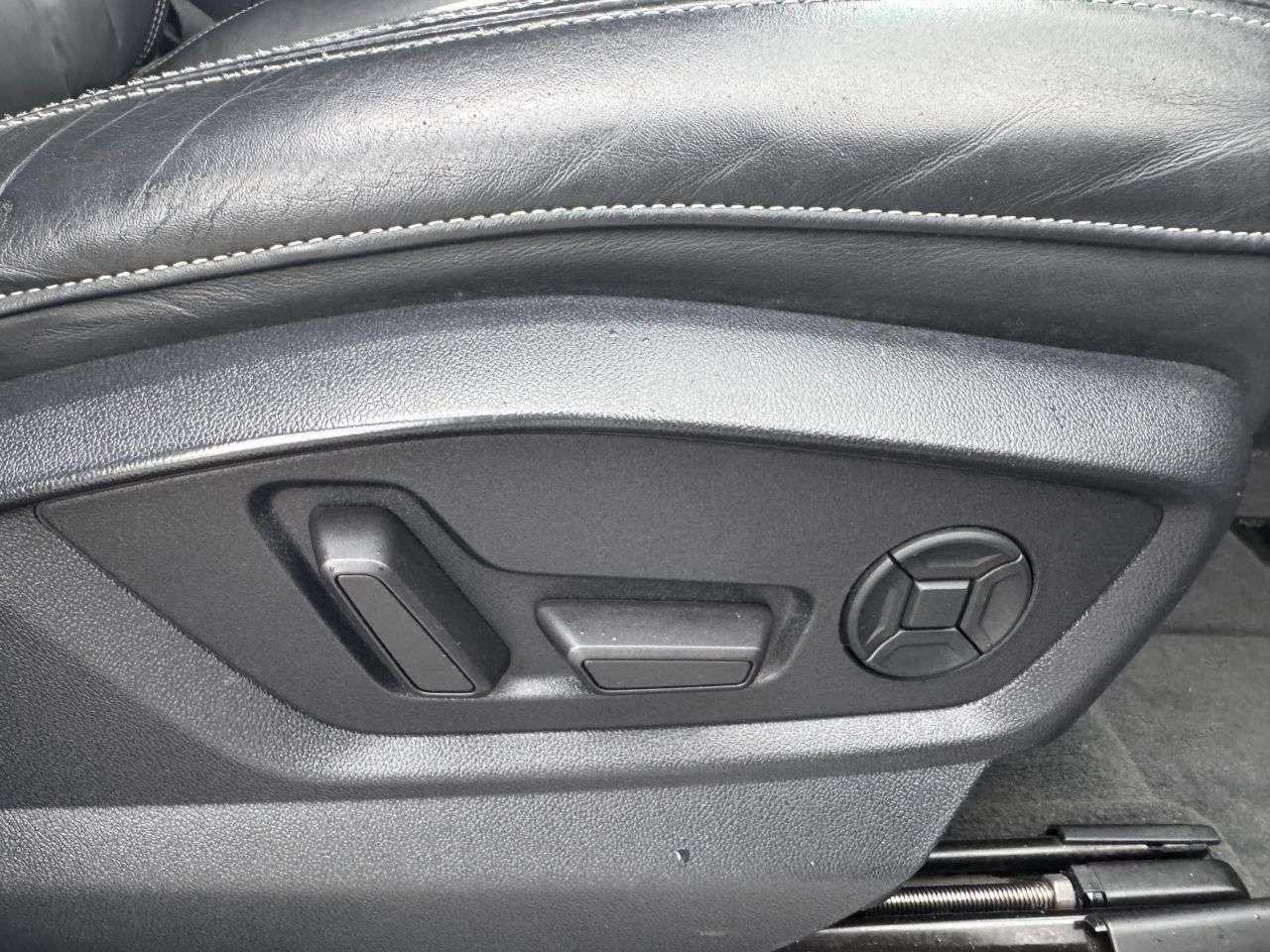 null AUDI Q7 null AUDI Q7