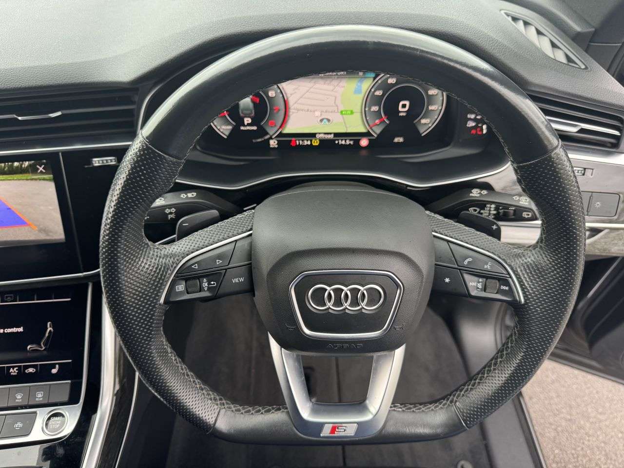 null AUDI Q7 null AUDI Q7