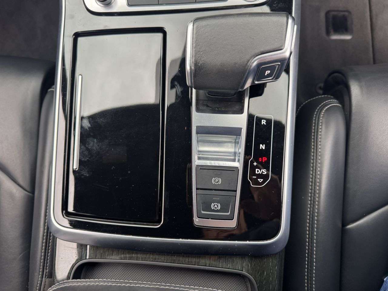 null AUDI Q7 null AUDI Q7