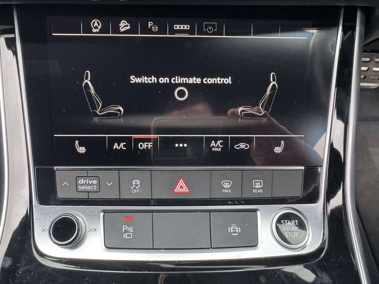 null AUDI Q7 null AUDI Q7