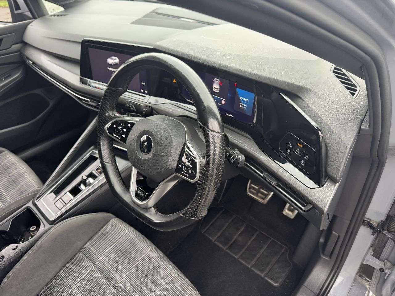 2021 VOLKSWAGEN GOLF 2021 VOLKSWAGEN GOLF